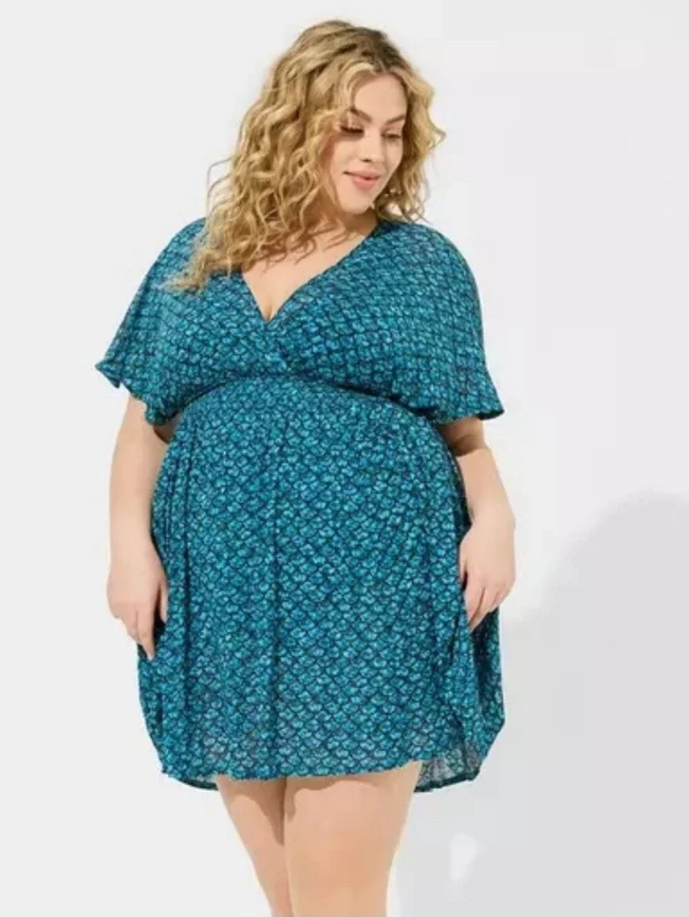 Torrid Chiffon Smocked Waist Cover-Up Dress Size 2 Color Mermaid scale EUC